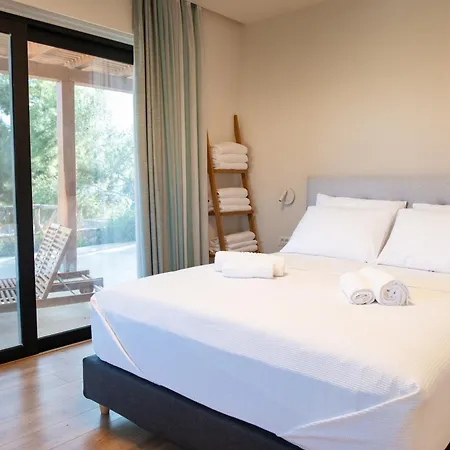 The Forest Villa Cos